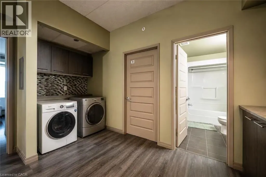 8 HICKORY Street W Unit# 404 #404