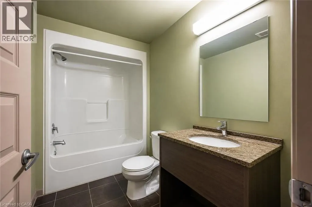 8 HICKORY Street W Unit# 404 #404
