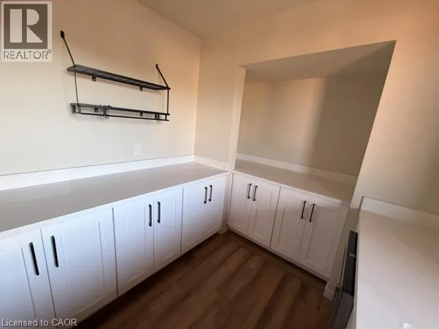 92 ALFRED Street Unit# 4 #4