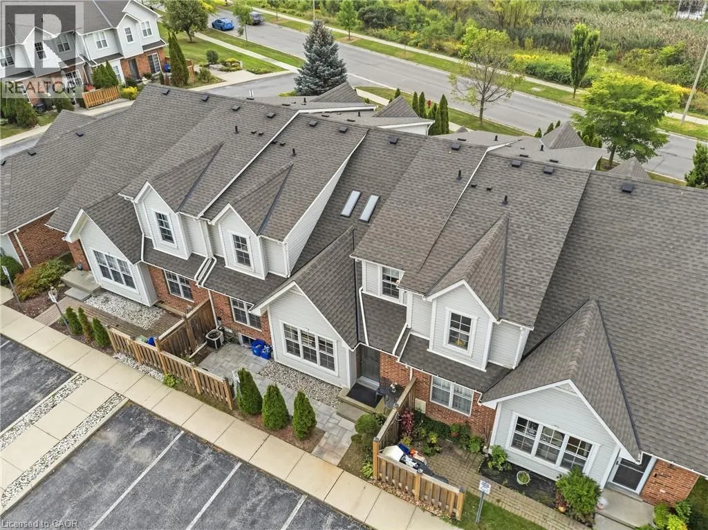 1085 HARROGATE Drive Unit# 5 #5