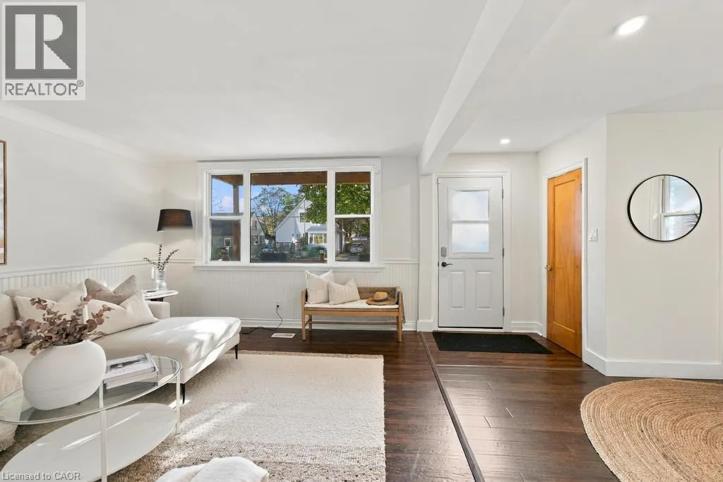 284 EAST 21ST Street