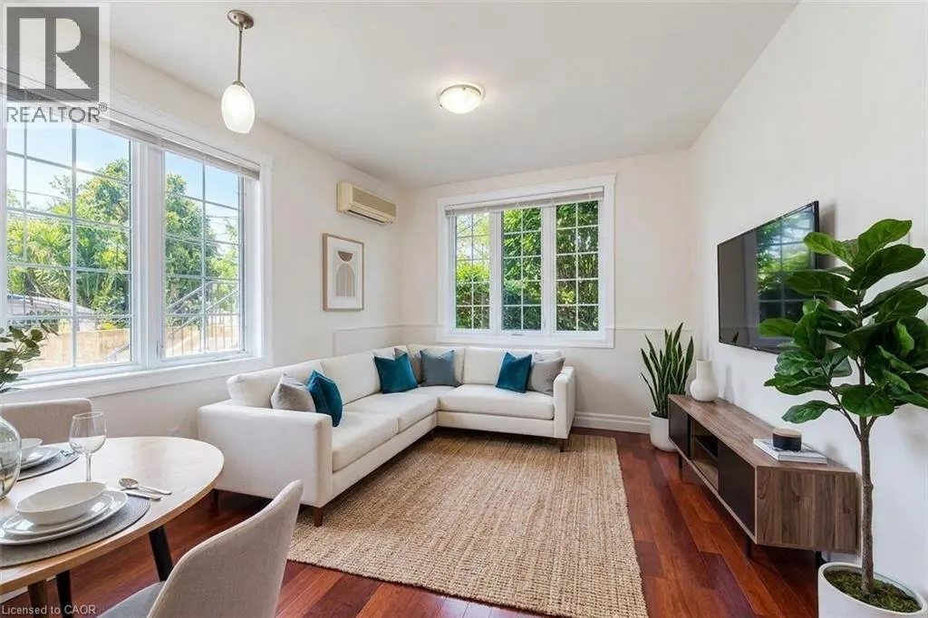 555 KING Street E Unit# 102 #102