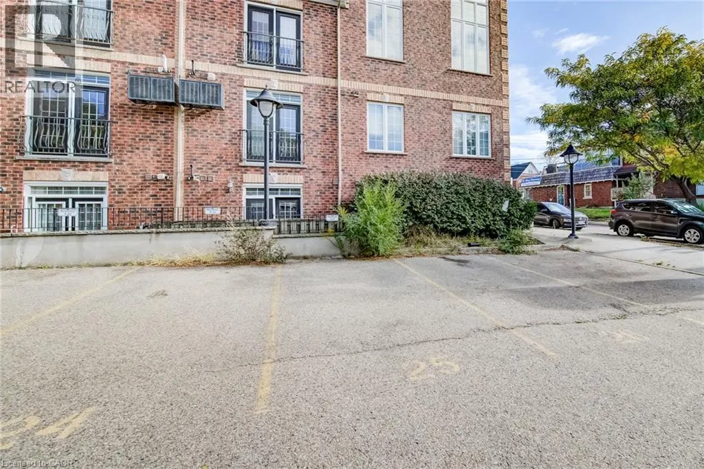 555 KING Street E Unit# 102 #102