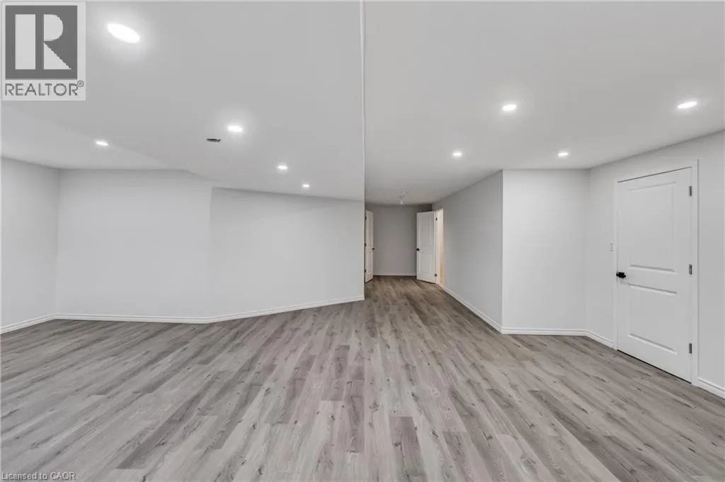 154 PORT ROBINSON Road Unit# 11 #11
