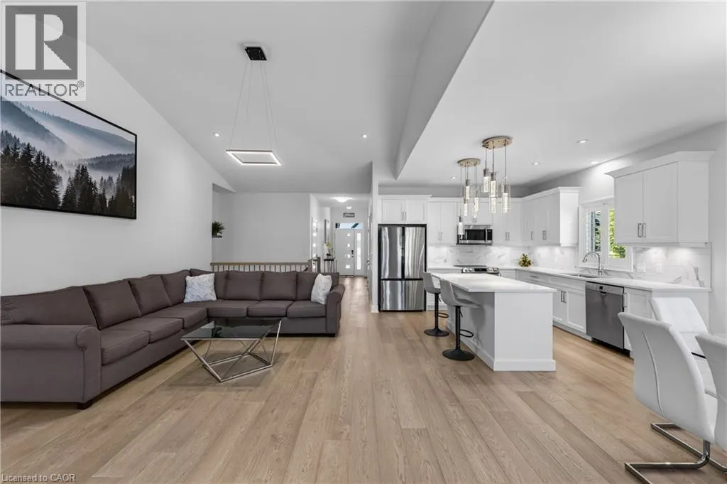 154 PORT ROBINSON Road Unit# 11 #11