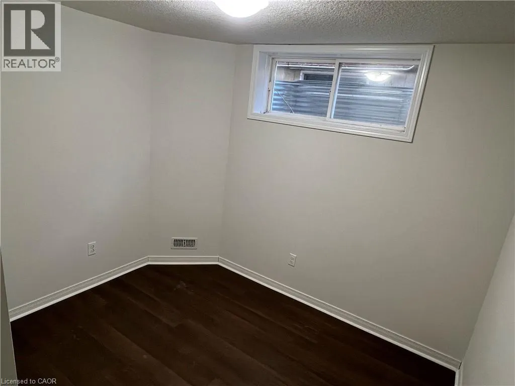 14 IRON GATE Street Unit# LOWER #LOWER