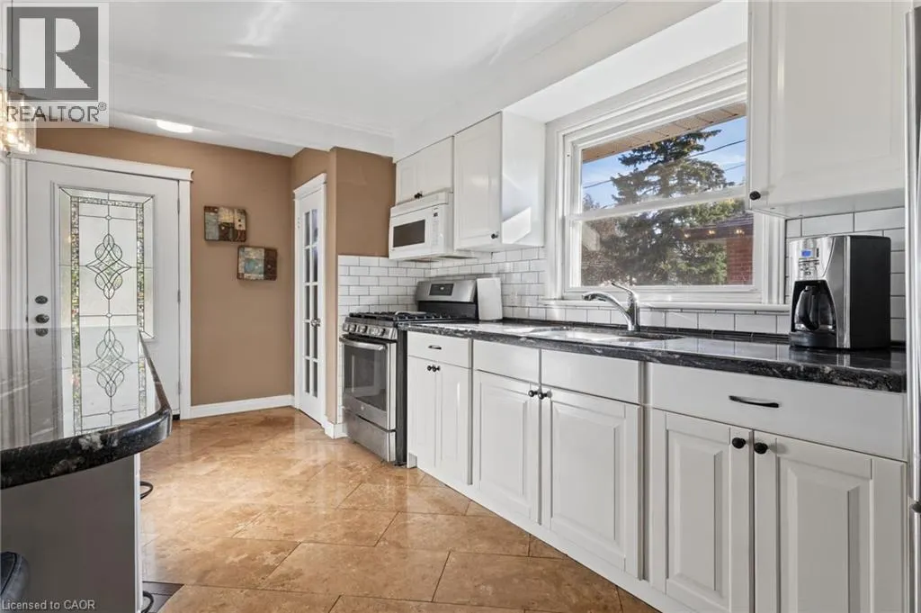 366 EAST 17TH Street