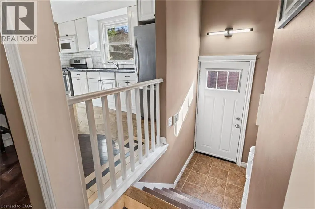 366 EAST 17TH Street