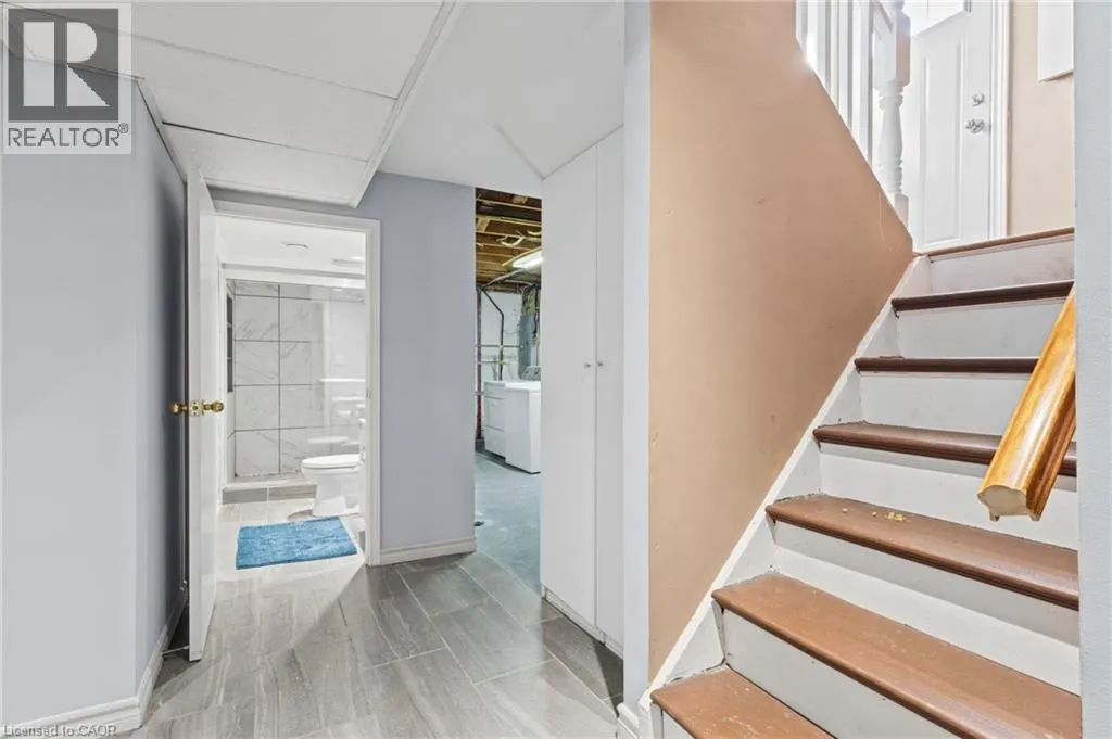 366 EAST 17TH Street