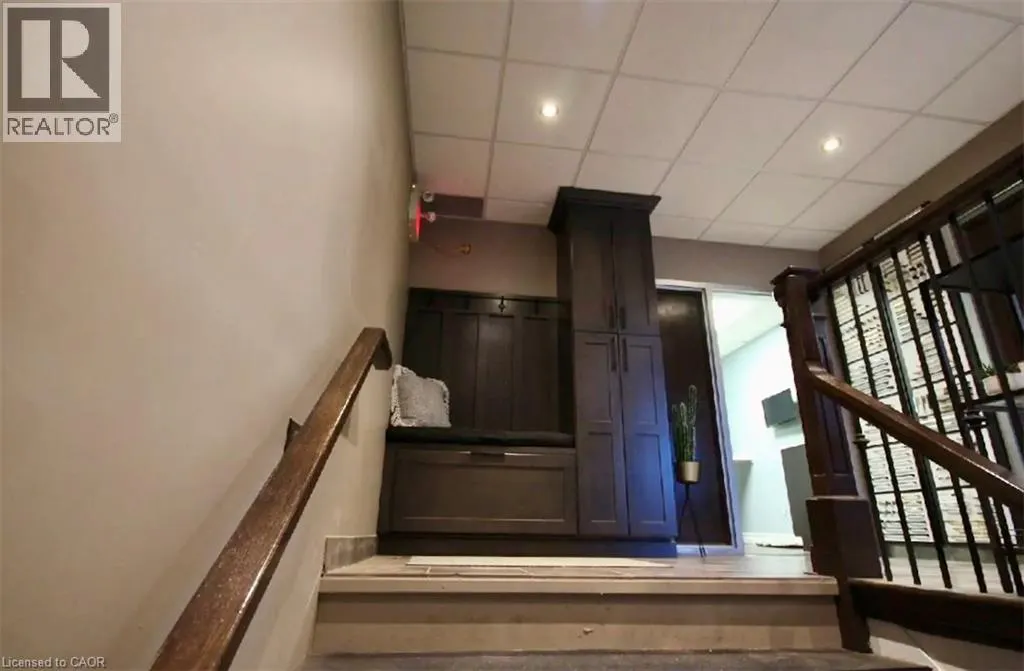 442 MILLEN Road Unit# 12 Upper #12 Upper