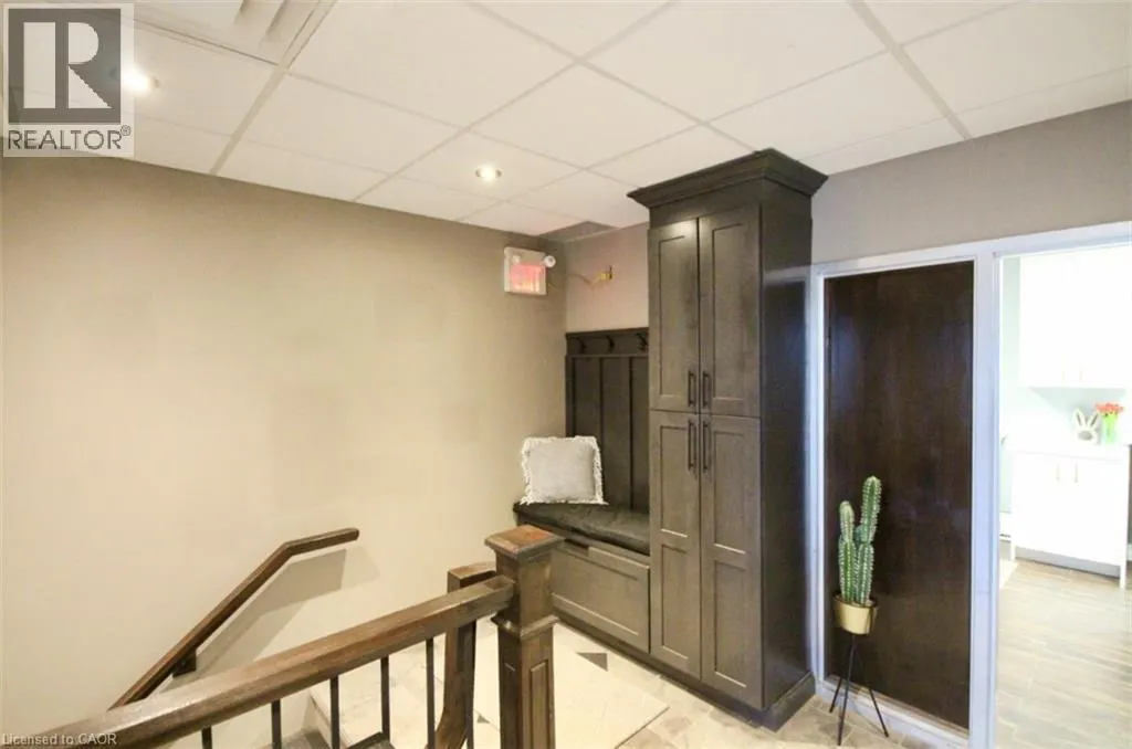 442 MILLEN Road Unit# 12 Upper #12 Upper