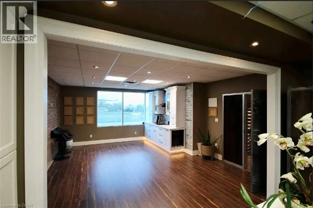 442 MILLEN Road Unit# 12 Upper #12 Upper