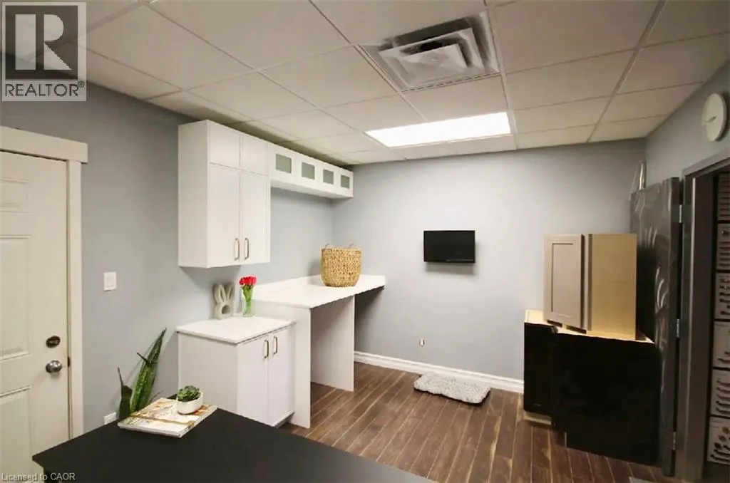 442 MILLEN Road Unit# 12 Upper #12 Upper