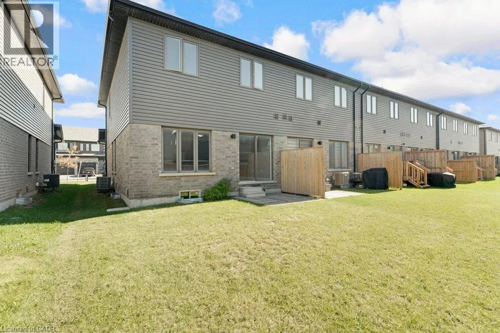 45 JUNE CALLWOOD Way