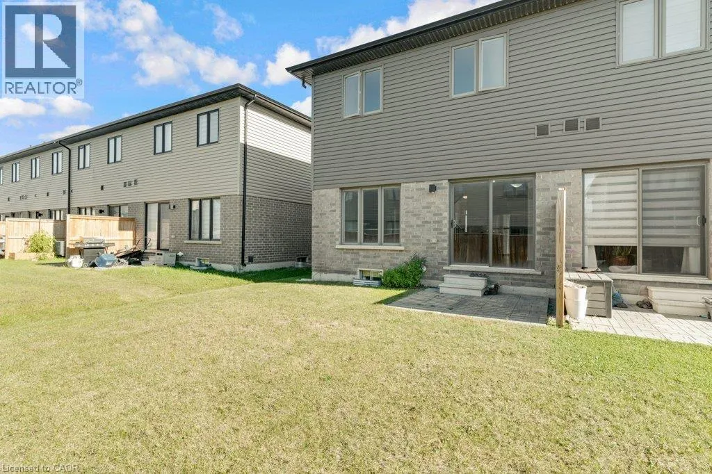 45 JUNE CALLWOOD Way