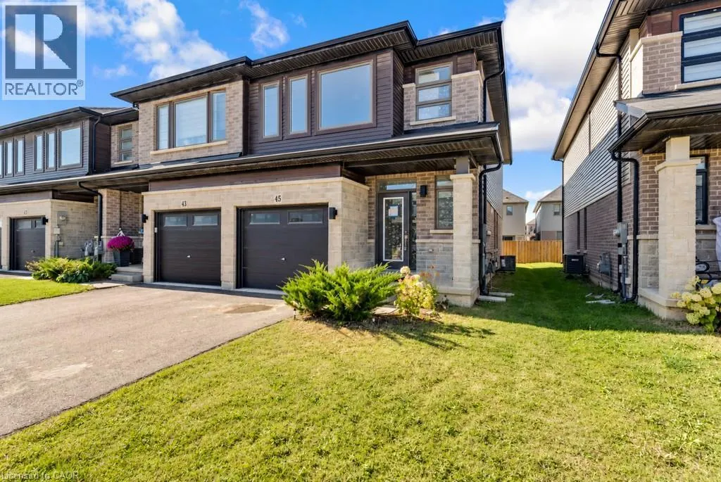 45 JUNE CALLWOOD Way
