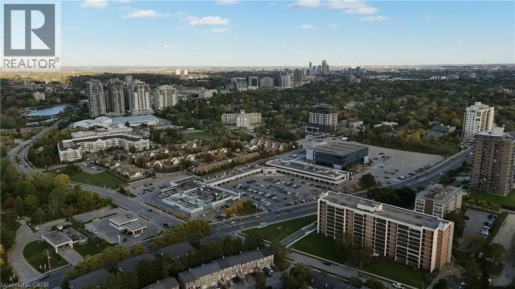 65 WESTMOUNT Road N Unit# 910 #910
