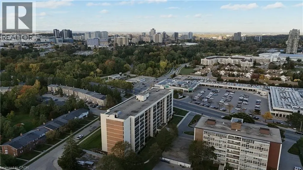 65 WESTMOUNT Road N Unit# 910 #910