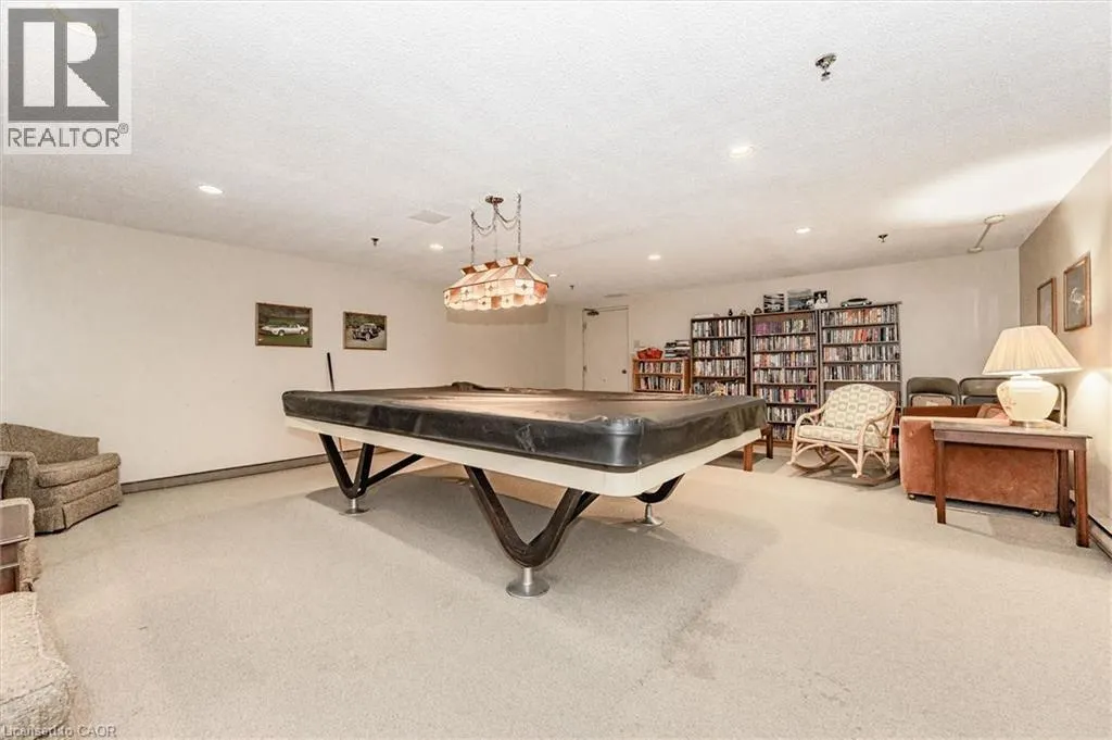 65 WESTMOUNT Road N Unit# 910 #910