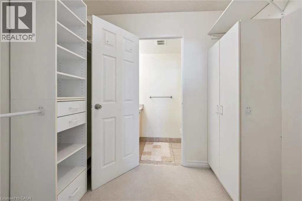 65 WESTMOUNT Road N Unit# 910 #910