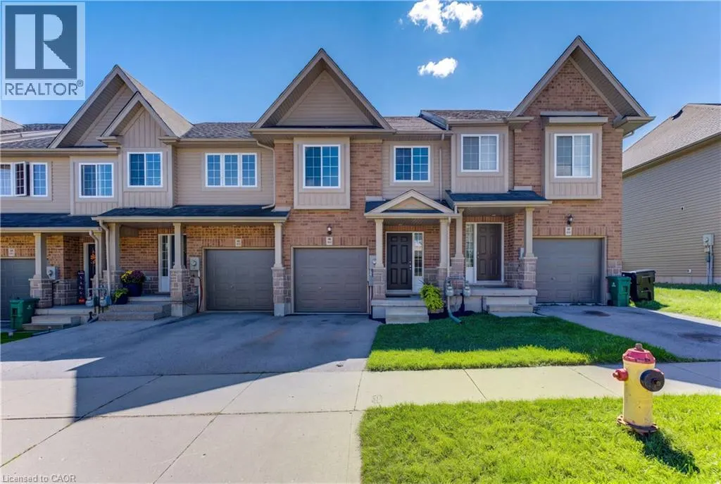 975 ZELLER Crescent