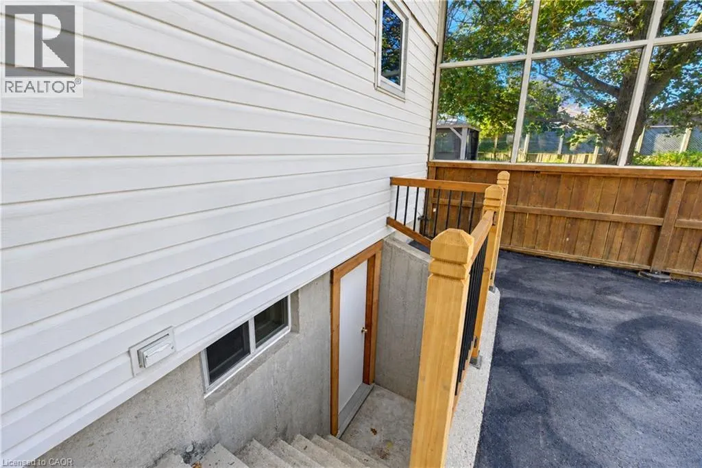 64 LOWREY Avenue S