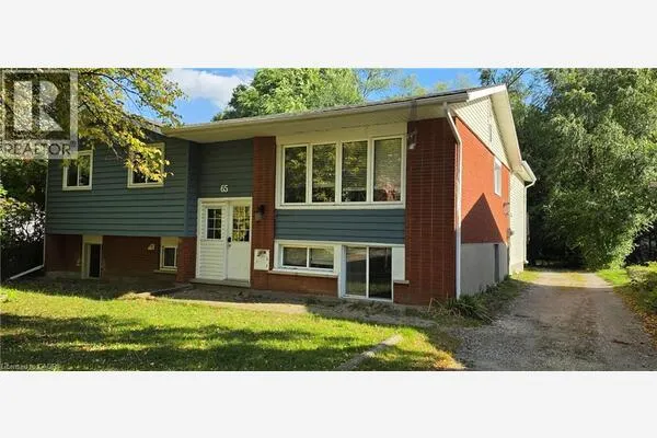 65 CARDILL Crescent