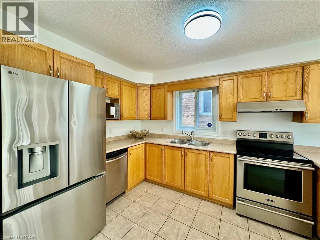 56 LENA Crescent