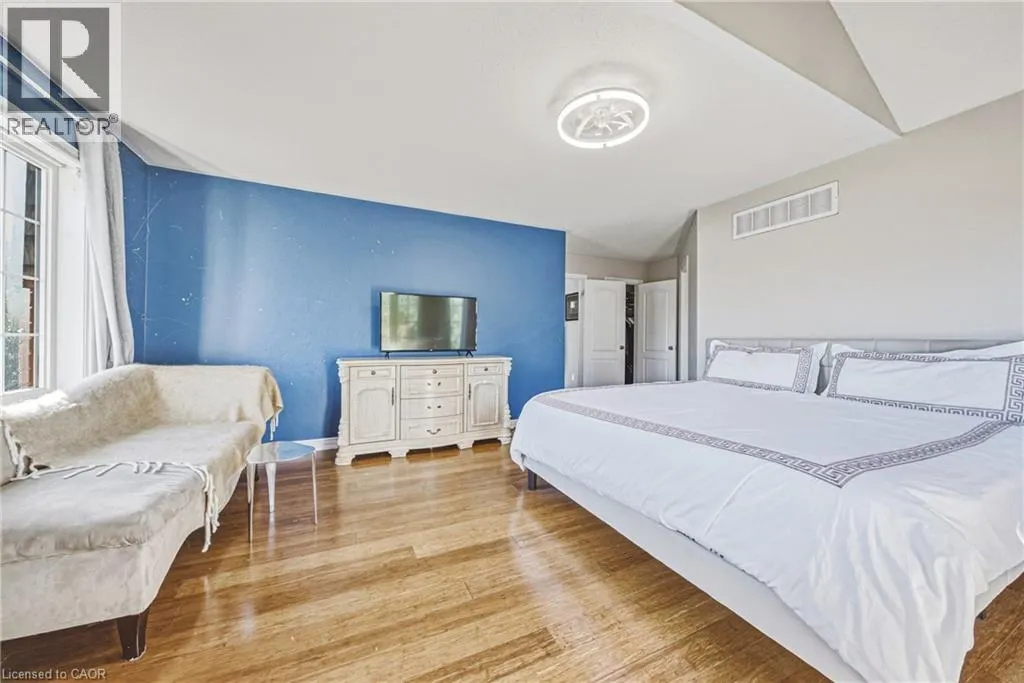 3 HARTLAND Road