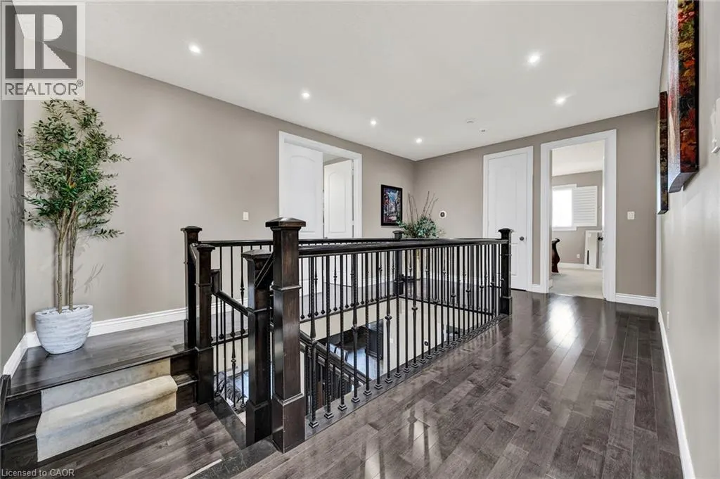 315 RIDEAU RIVER Place