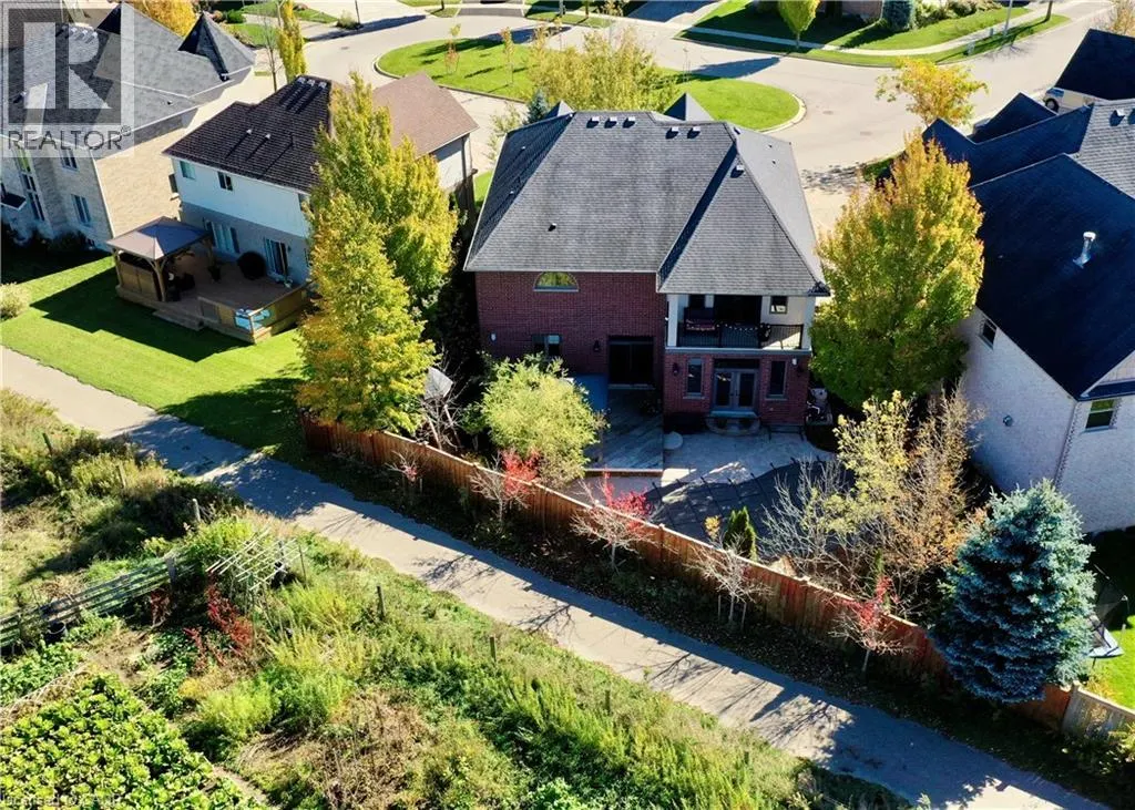 315 RIDEAU RIVER Place
