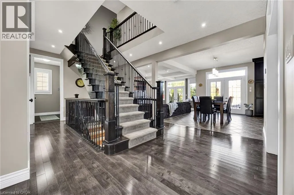 315 RIDEAU RIVER Place
