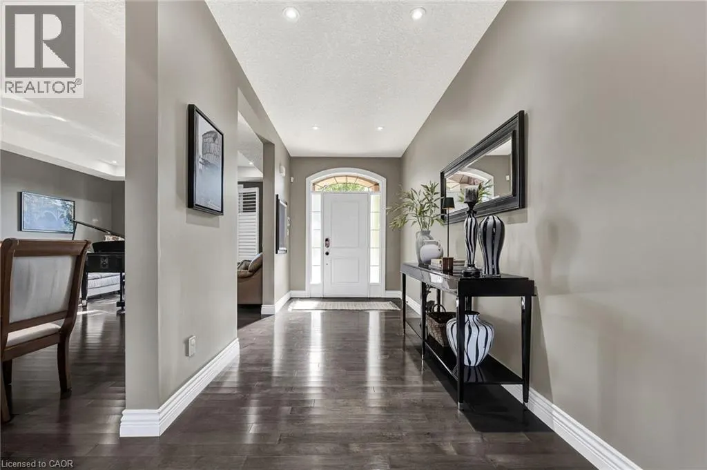 315 RIDEAU RIVER Place