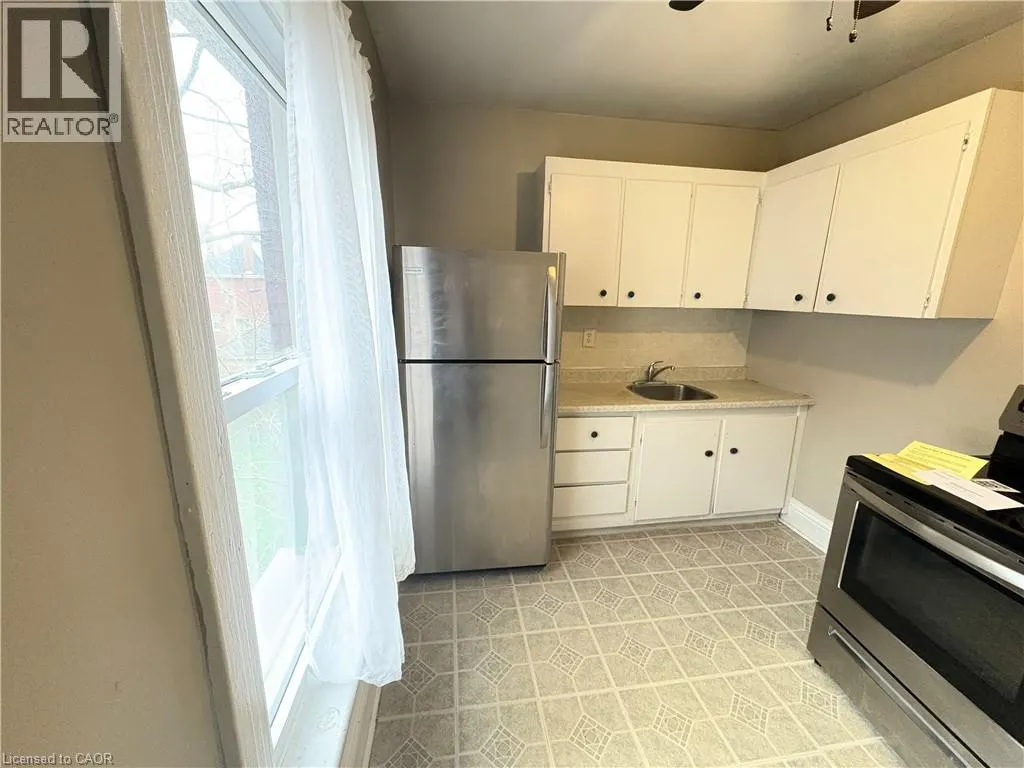 172 NELSON Street Unit# 2 #2