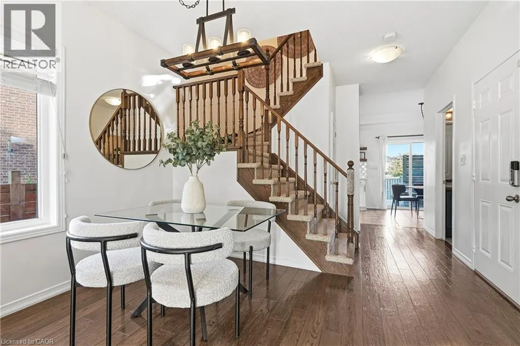 86 SPRINGSTEAD Avenue