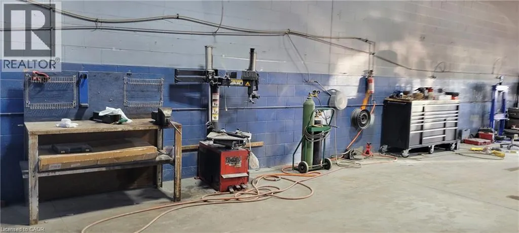550 INDUSTRIAL Road Unit# 6 #6