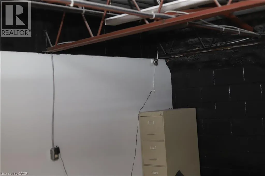 550 INDUSTRIAL Road Unit# 6 #6