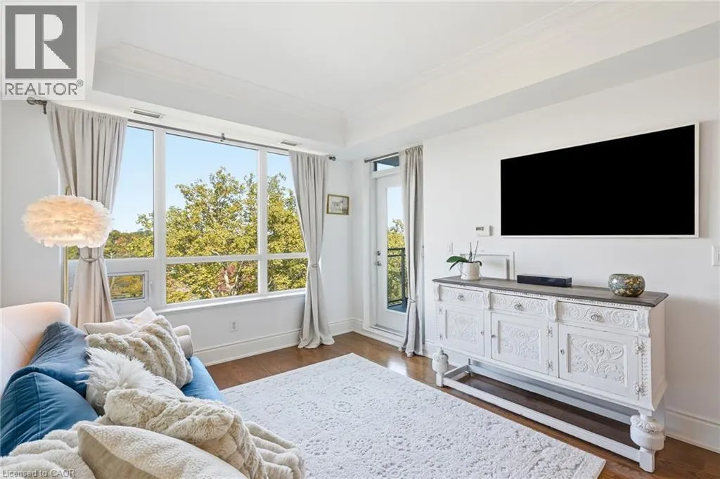 3500 LAKESHORE Road W Unit# 711 #711