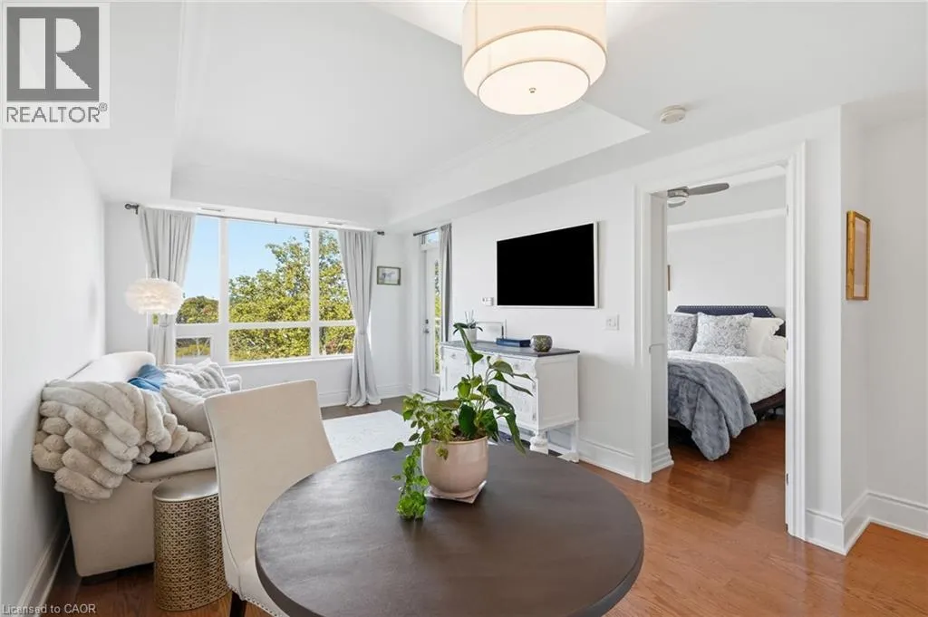 3500 LAKESHORE Road W Unit# 711 #711