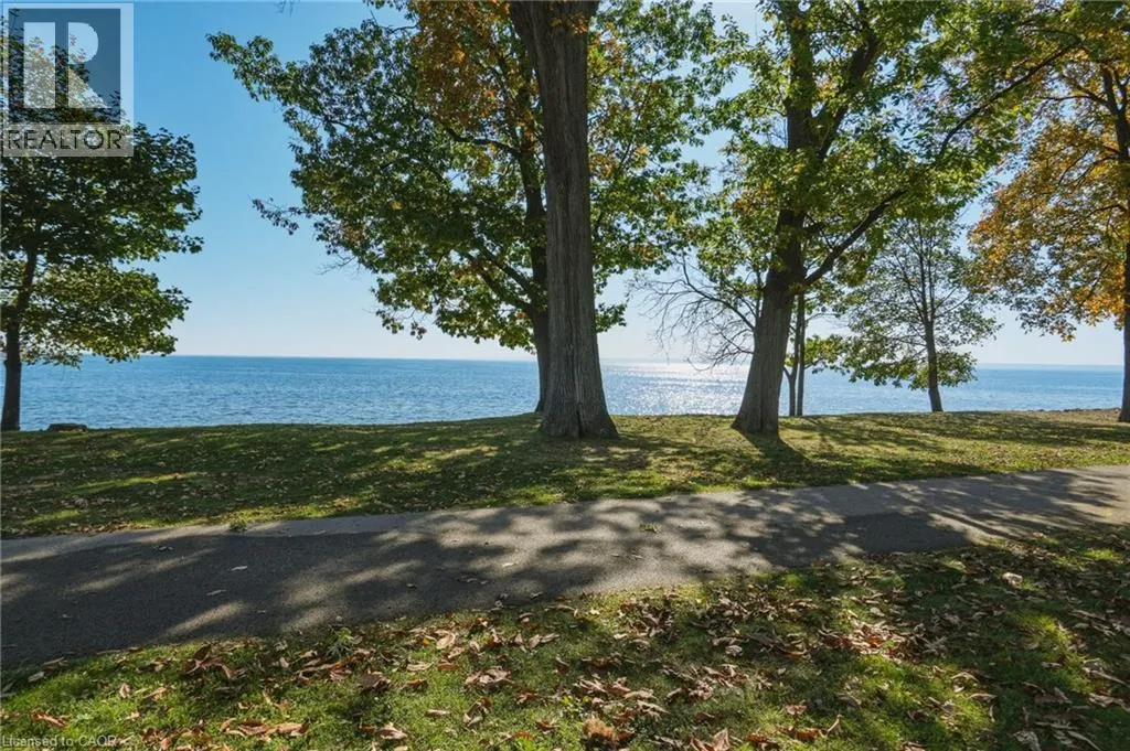 3500 LAKESHORE Road W Unit# 711 #711