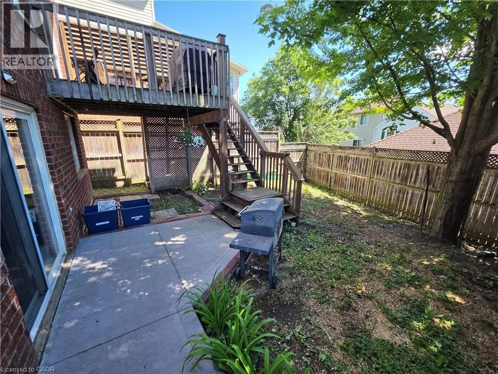 709 WINDFLOWER Crescent