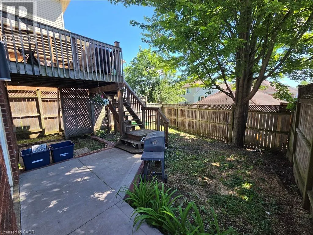 709 WINDFLOWER Crescent