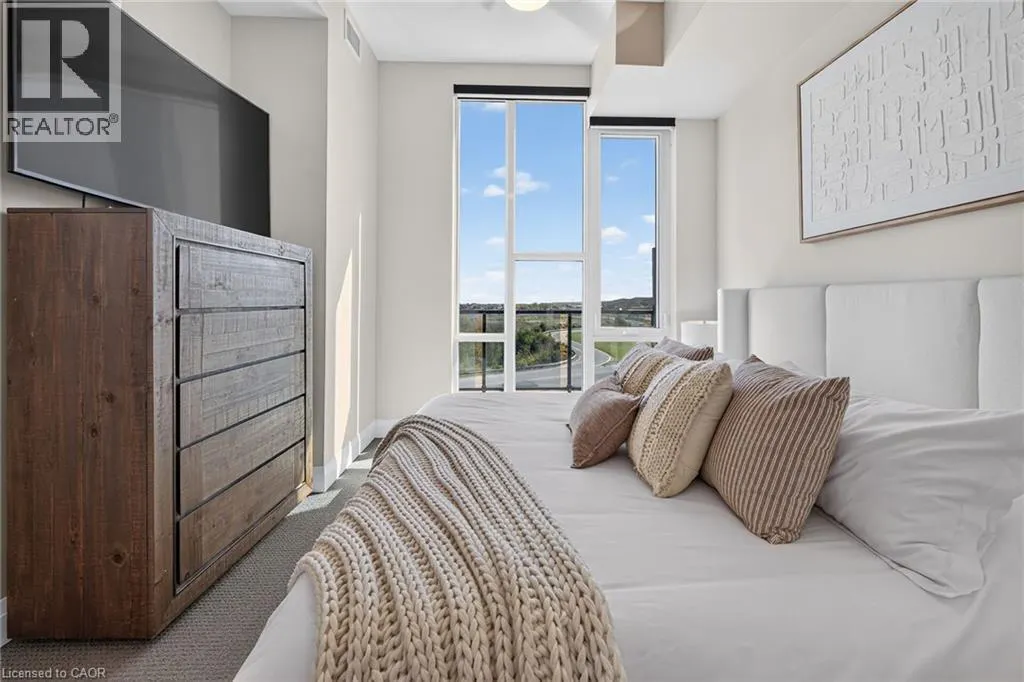 16 CONCORD Place Unit# PH613 #PH613