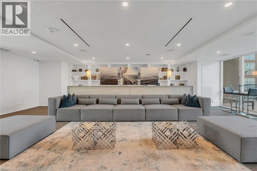16 CONCORD Place Unit# PH613 #PH613