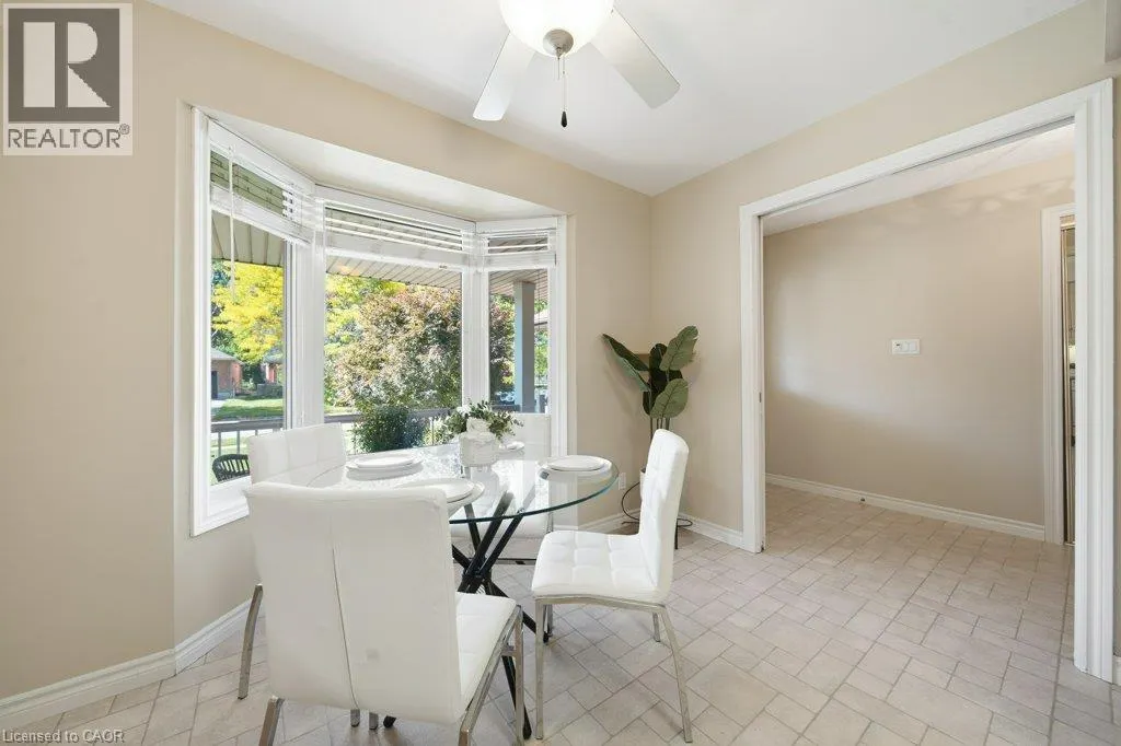 587 SANDBANKS Crescent