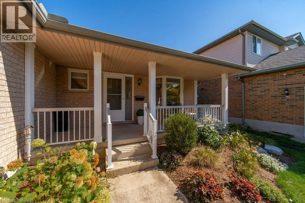 587 SANDBANKS Crescent
