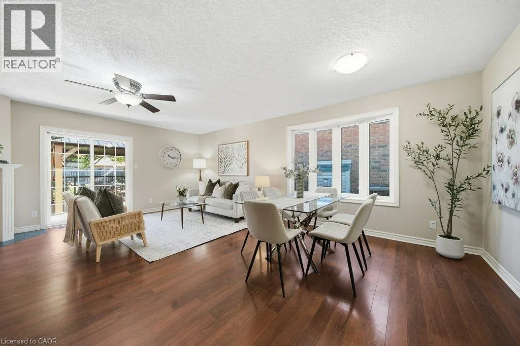 587 SANDBANKS Crescent