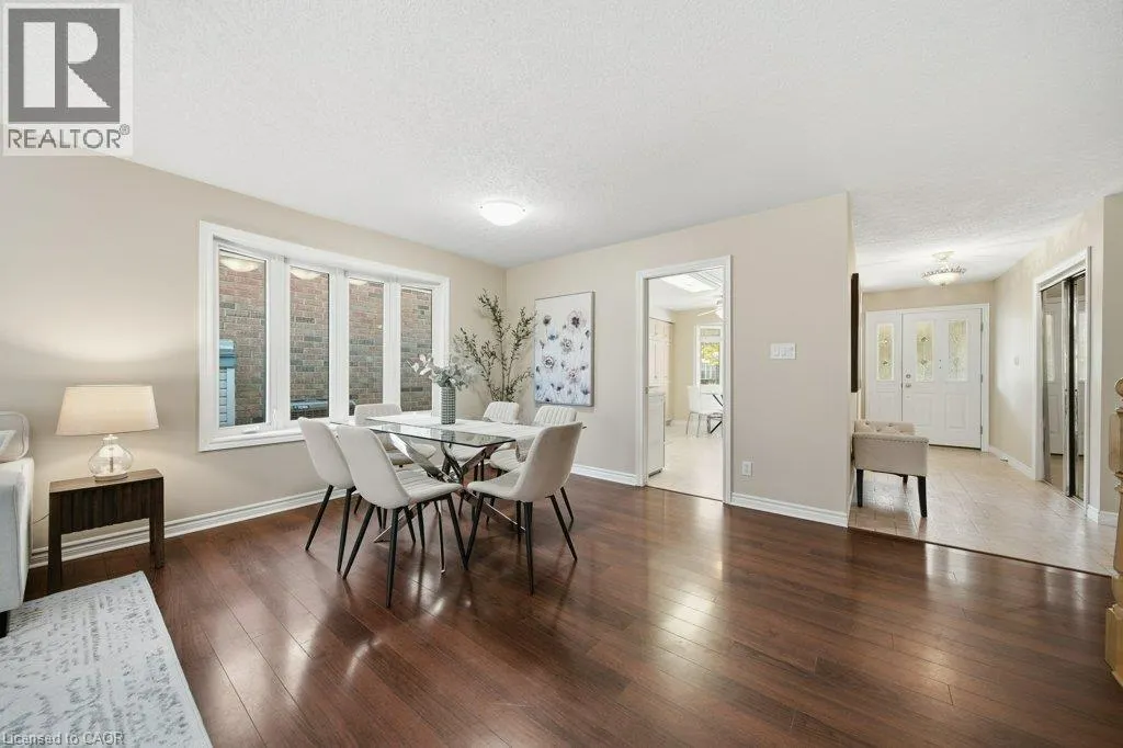 587 SANDBANKS Crescent