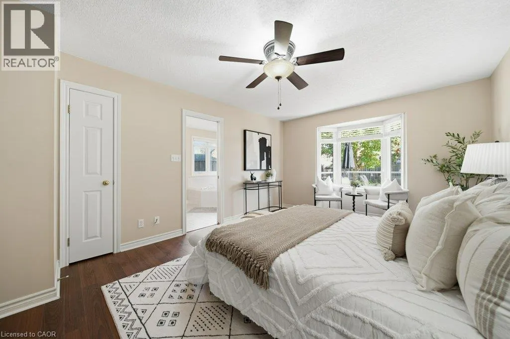 587 SANDBANKS Crescent