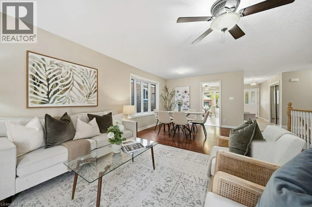 587 SANDBANKS Crescent